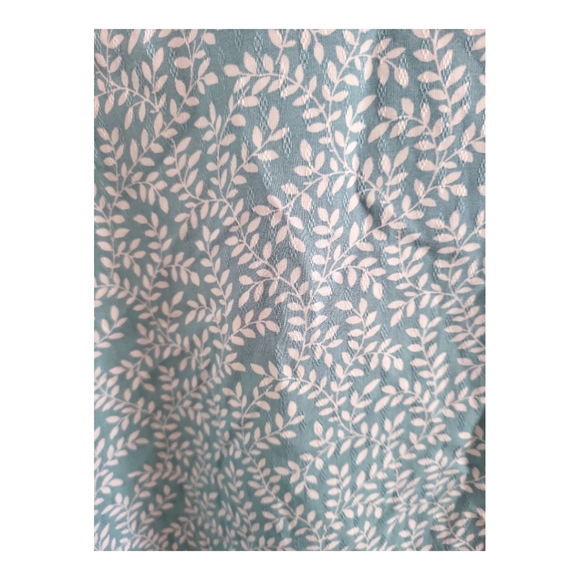 NWOT Caslon teal with white leaves top - Picture 3 of 3